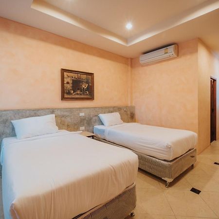 Bella Tuscany'S Home Nong Sarai Exterior photo