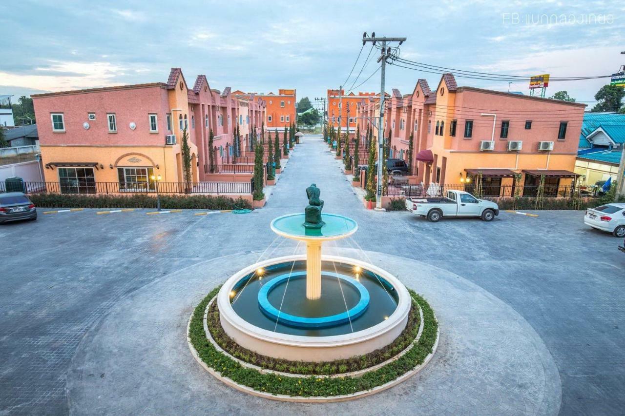Bella Tuscany'S Home Nong Sarai Exterior photo